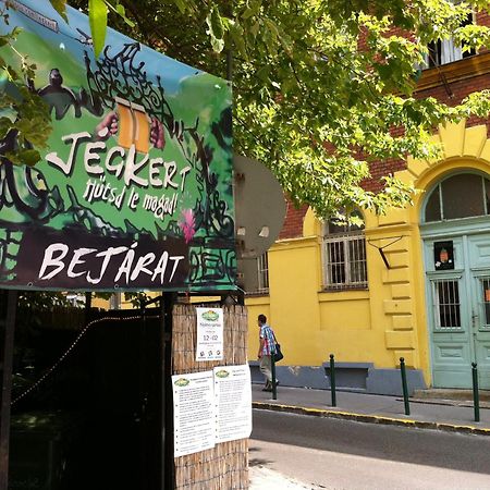 Season Hostel 2 Βουδαπέστη Εξωτερικό φωτογραφία