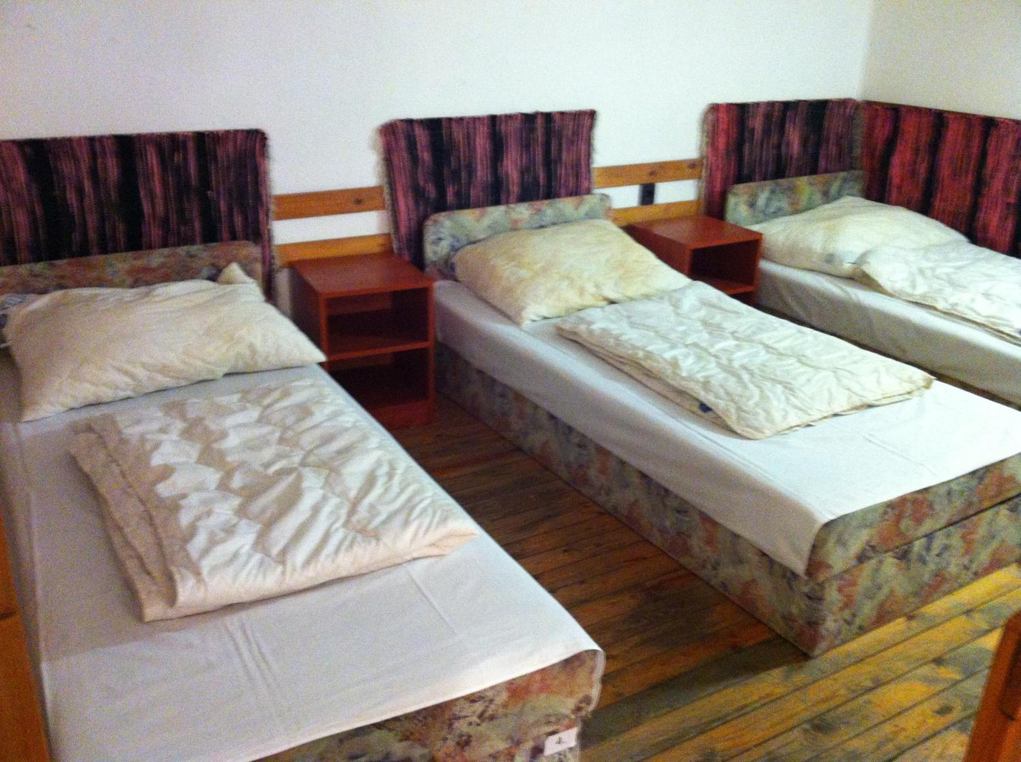 Season Hostel 2 Βουδαπέστη Εξωτερικό φωτογραφία